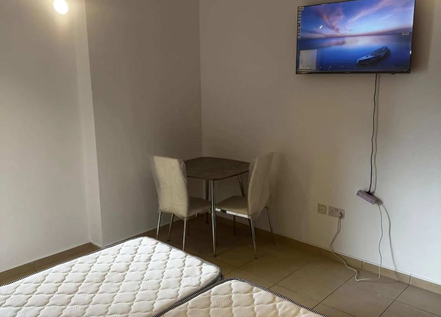 Guest house Twin Bed-Room Sadaf Community Near Tram Dubai United Arab Emirates